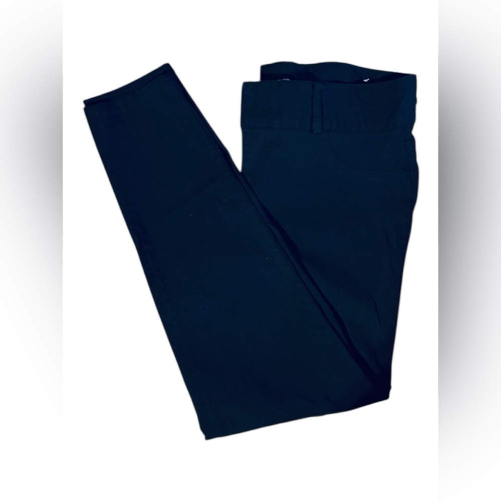 Maurices Black Slim Pants – 11/12 Short